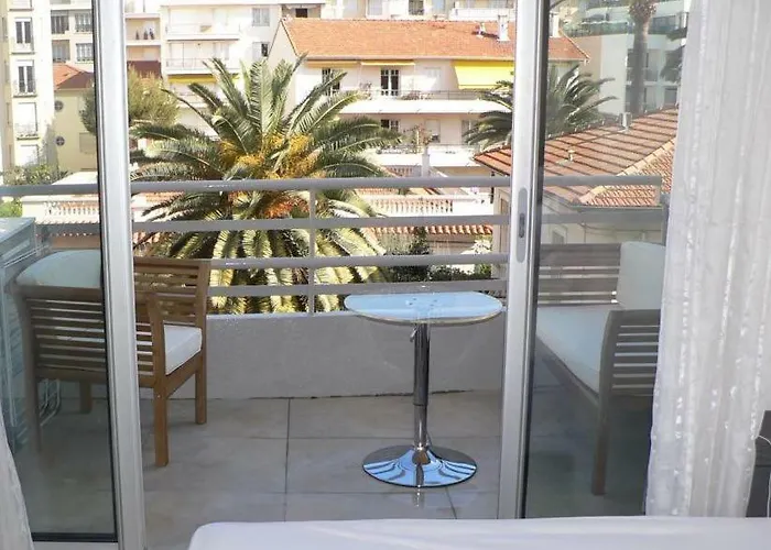 Palais Rouaze *